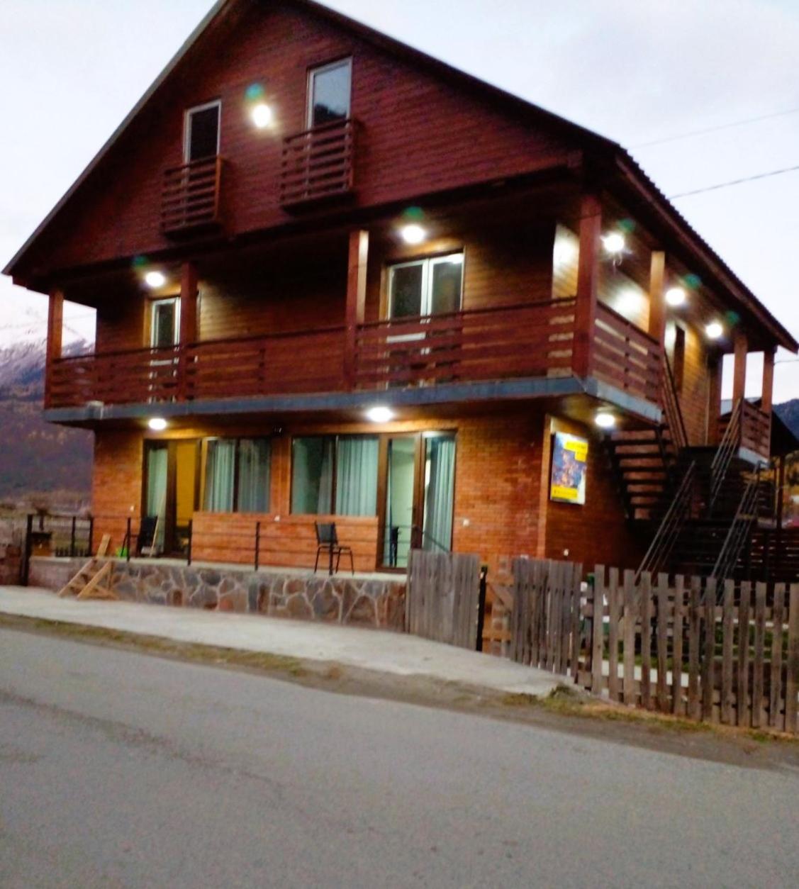 Gablile apartments Mestia Extérieur photo
